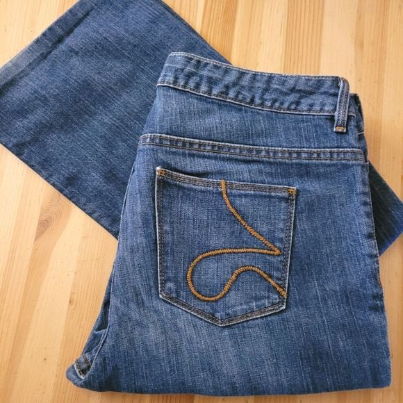 Simply Vera Vera Wang Denim - SIMPLY VERA Boot Cut Jeans womens size 8 medium wash